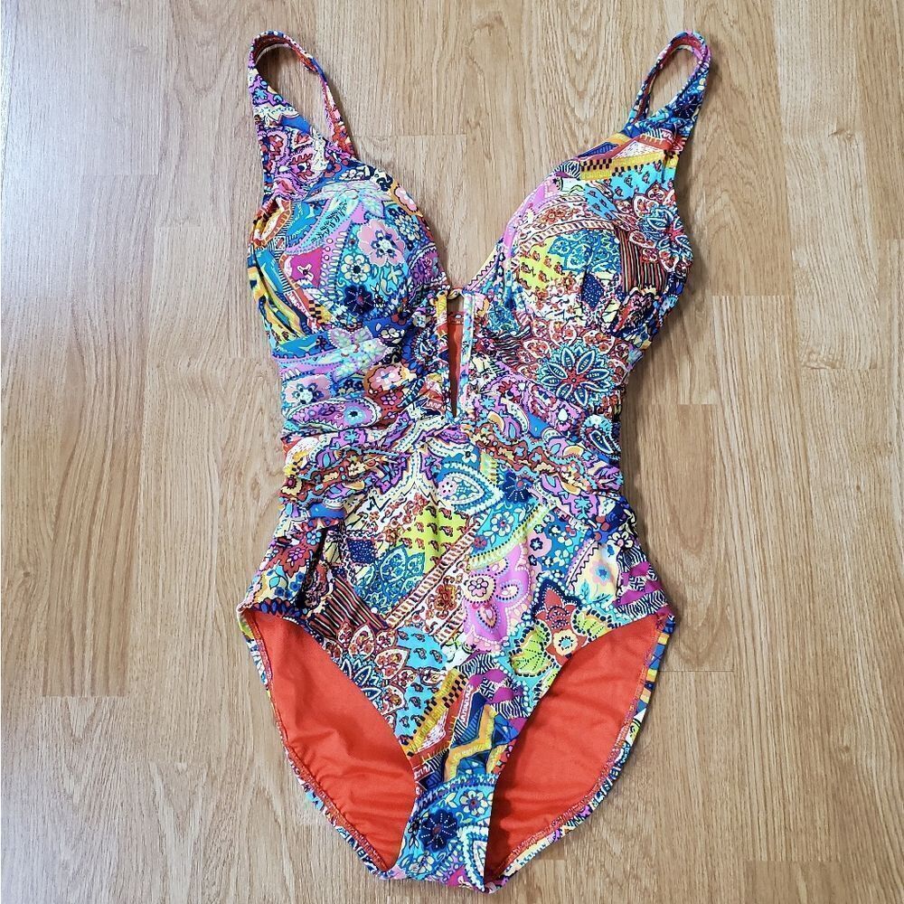 Bleu Rod Beattie Groovy Baby V-neck One Piece Swimsuit - Picture 2 of 13